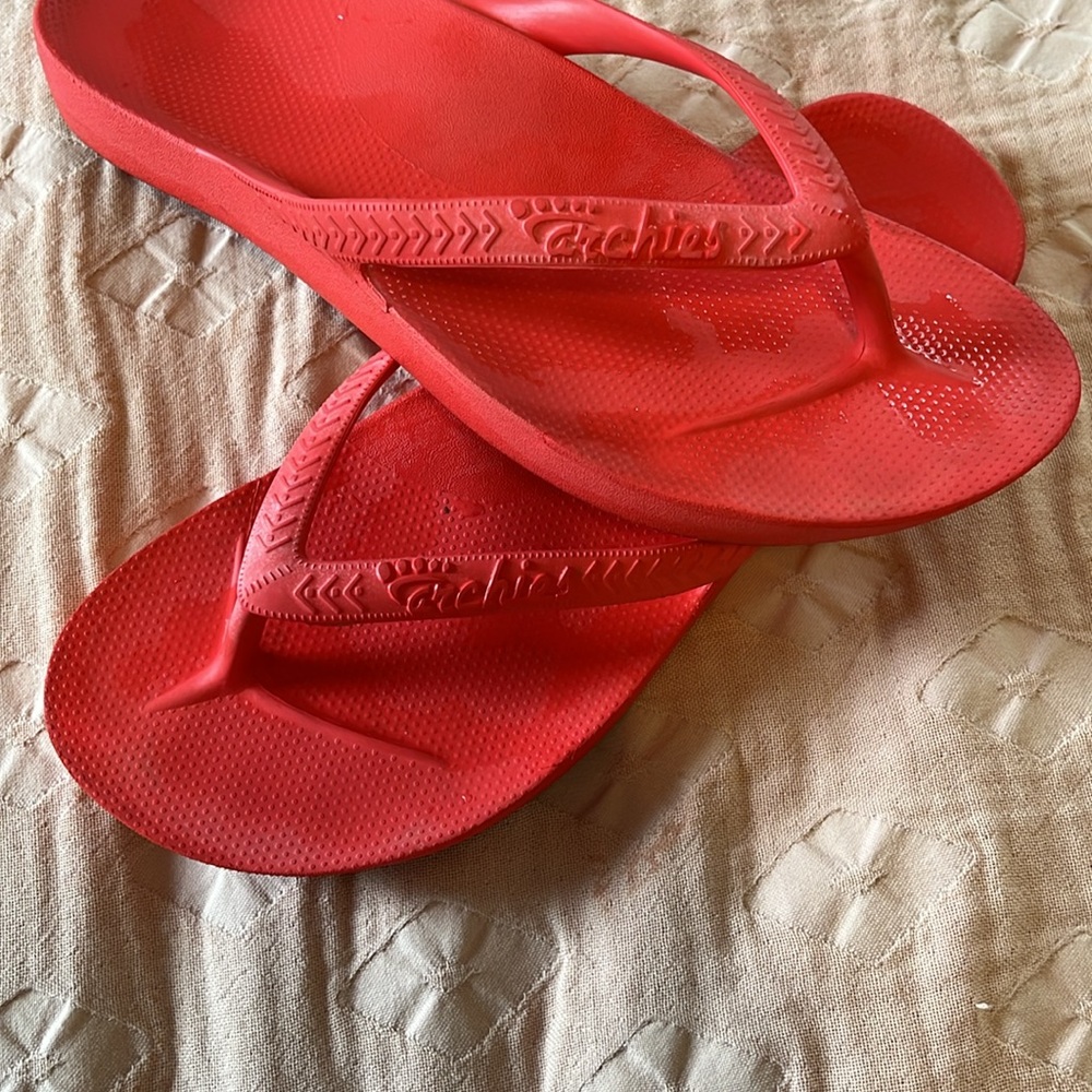 Archie’s flipflops size 8 - Picture 2 of 5